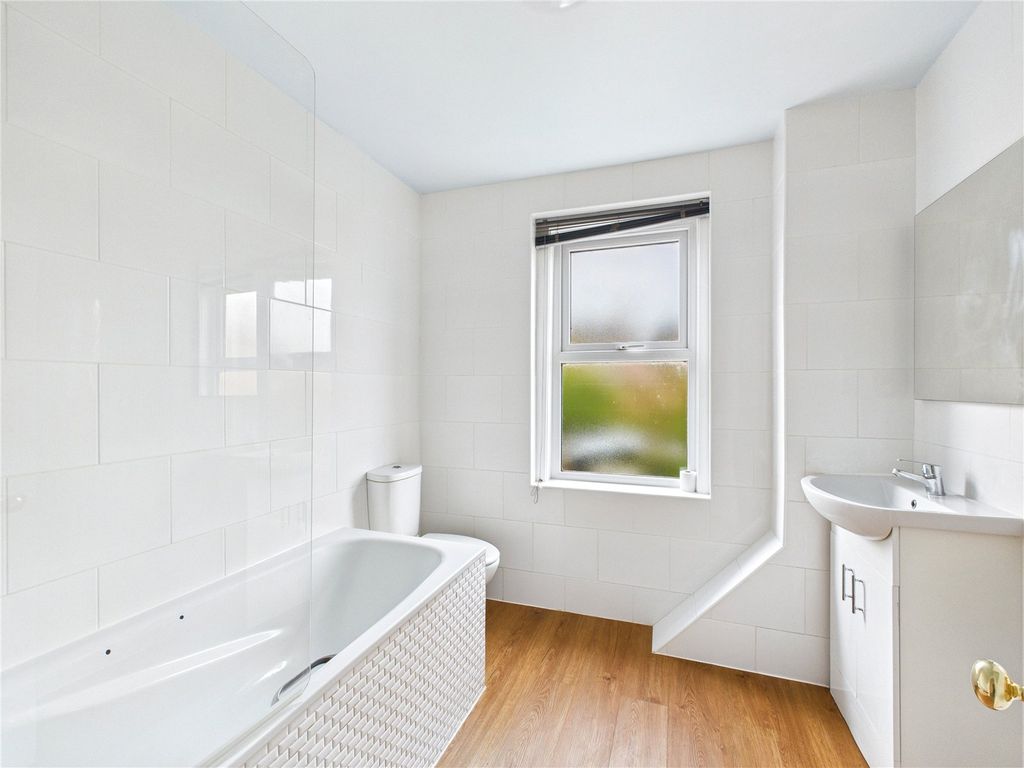 Property photo 3 of 18 Picture No. 07