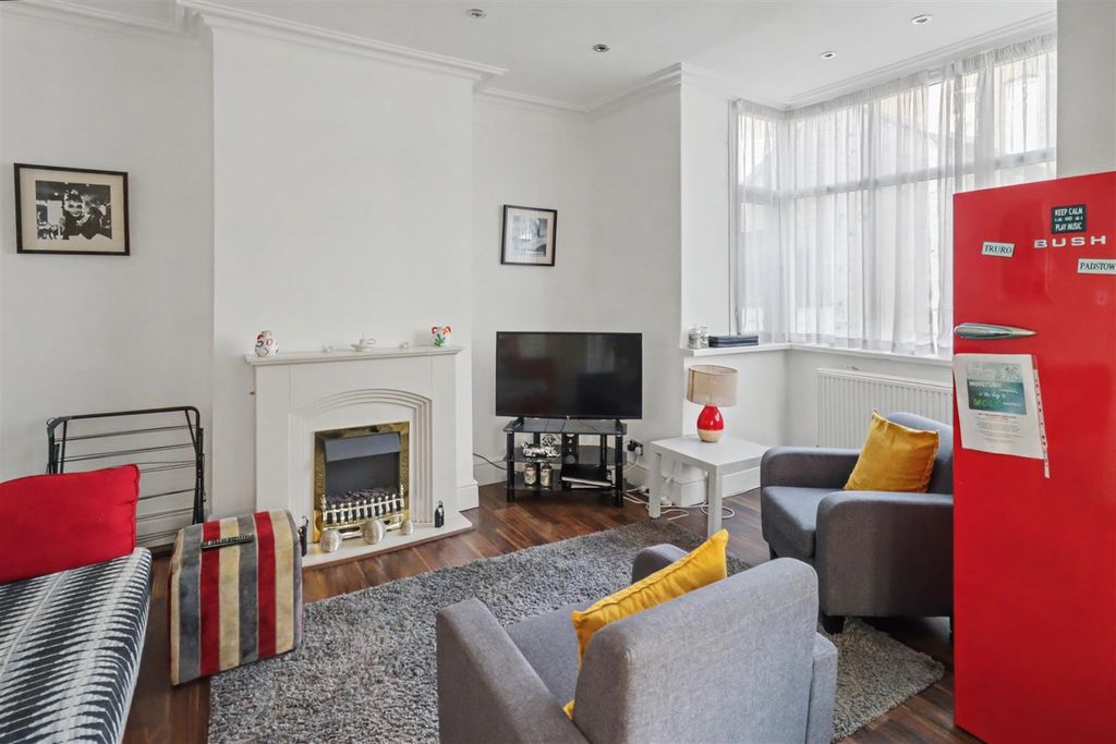 Property photo 3 of 11 15_Img_9807-Img_9809.Jpeg