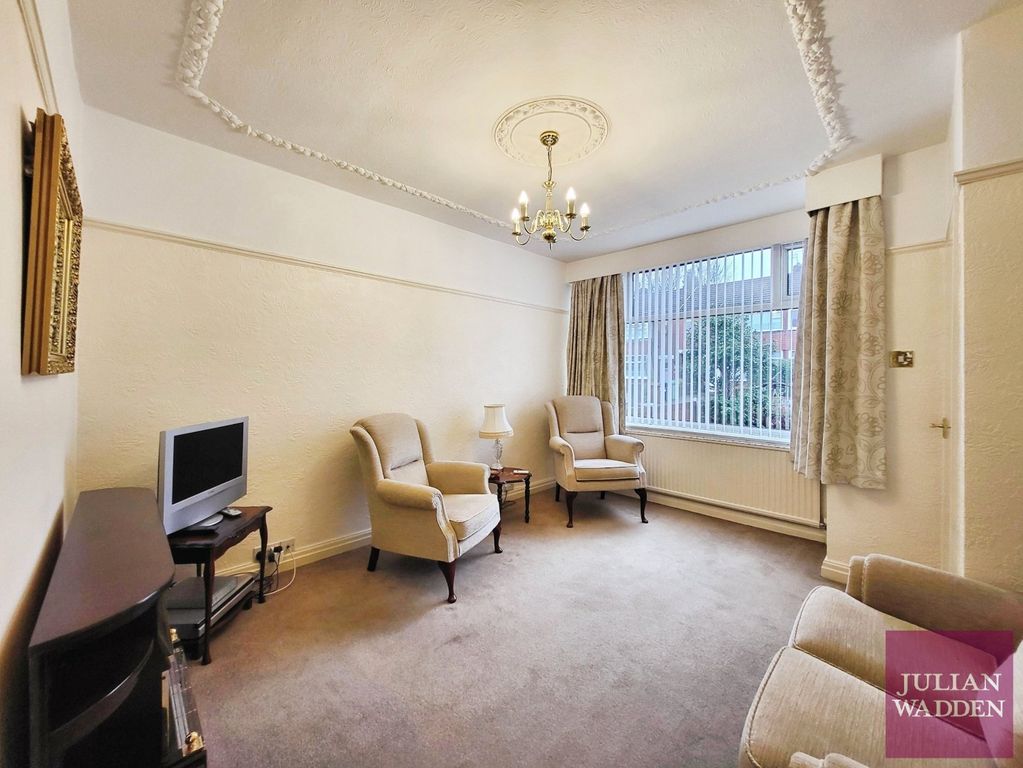 Property photo 3 of 19 Picture 3