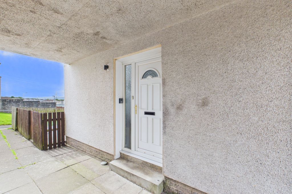 Property photo 2 of 21 Cam05526G0-Pr0170-Still019