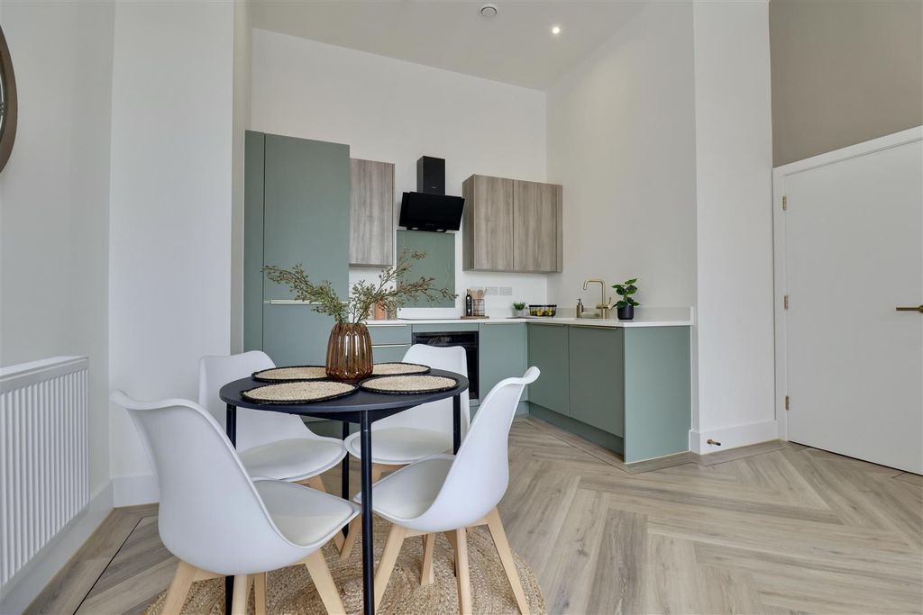 Property photo 2 of 21 44A1Eb5A-607B-446E-9429-B7Cdda23F04C_1_201_A.Jpeg