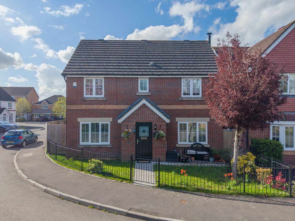 Property photo 1 of 30