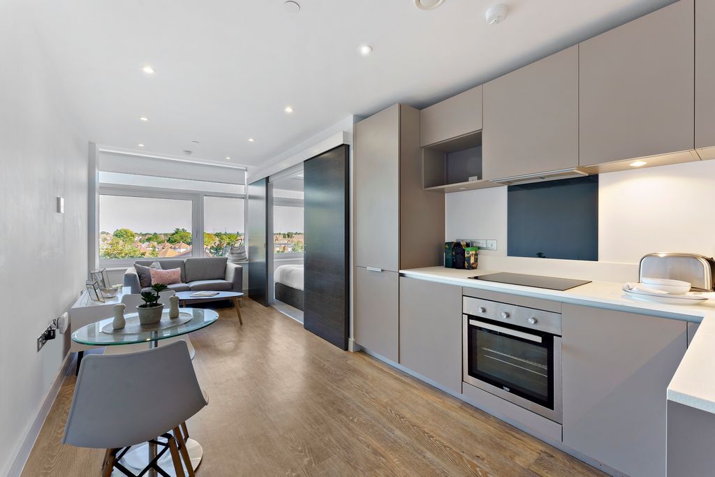 Property photo 2 of 8