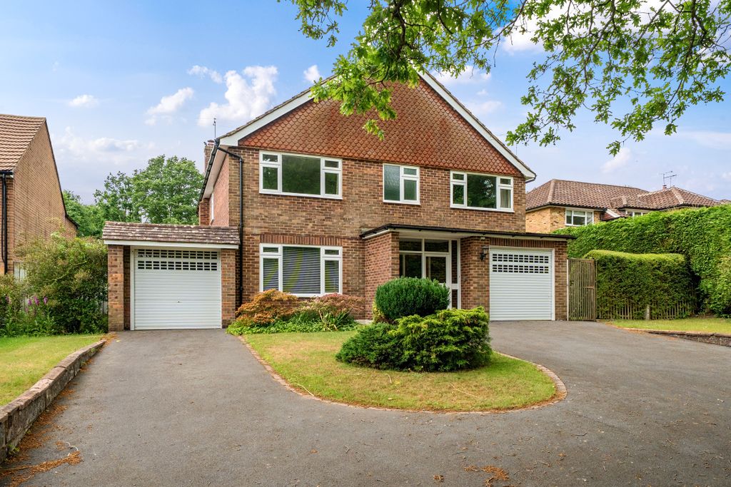 Property photo 1 of 18