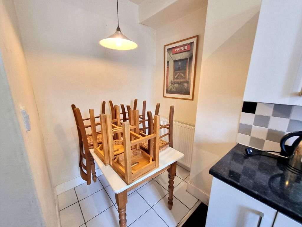 Property photo 2 of 8 Photo 2