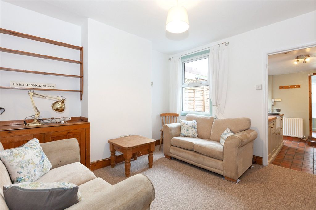 Property photo 2 of 11 Picture No. 07