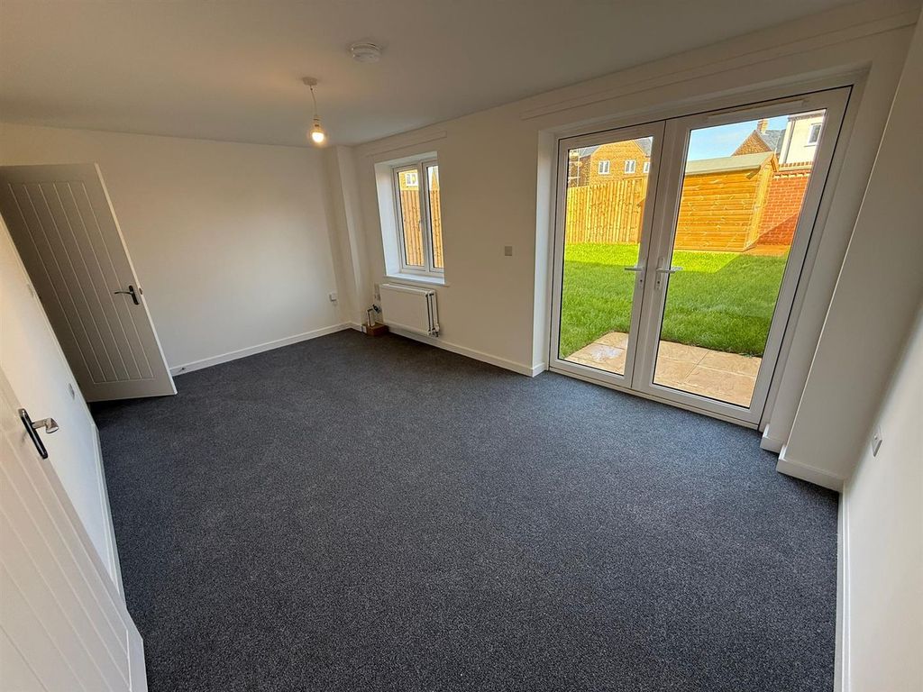 Property photo 2 of 15 E950A6A1-6683-4Aff-Af23-56165814A635.Jpg
