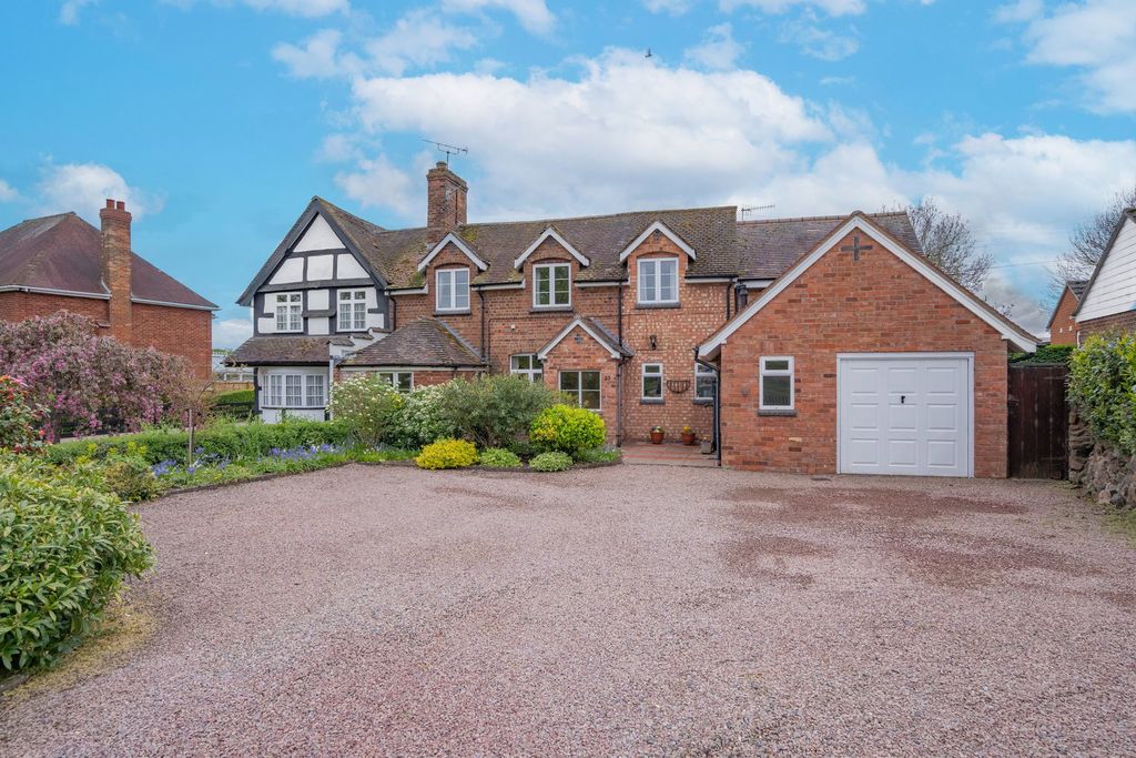 Property photo 1 of 21