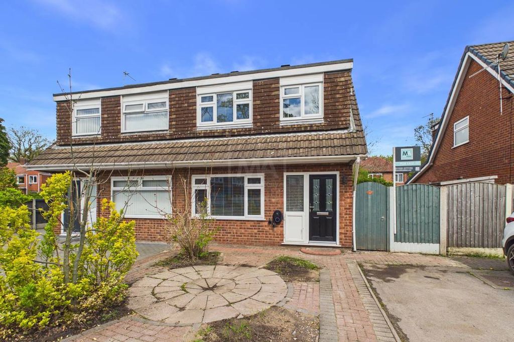 Property photo 1 of 15 Front