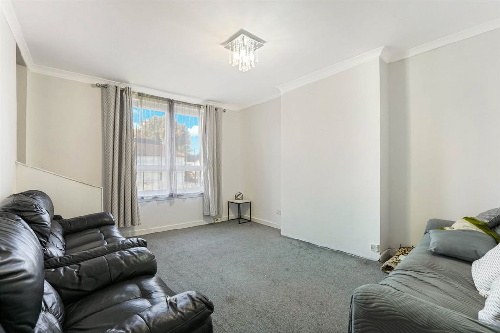 Property photo 2 of 22 Picture No. 03