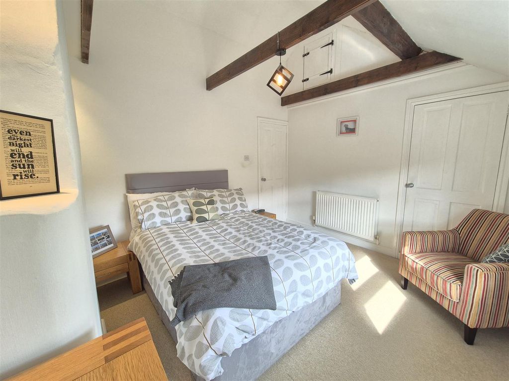 Property photo 2 of 20 Bedroom One