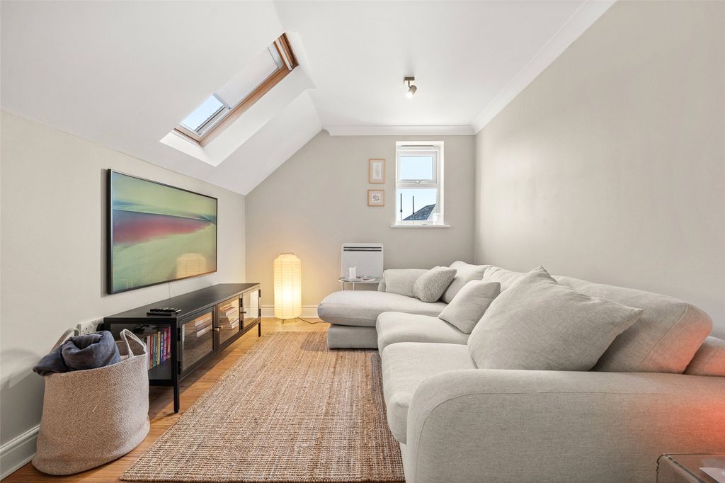 Property photo 3 of 10 Picture No. 09