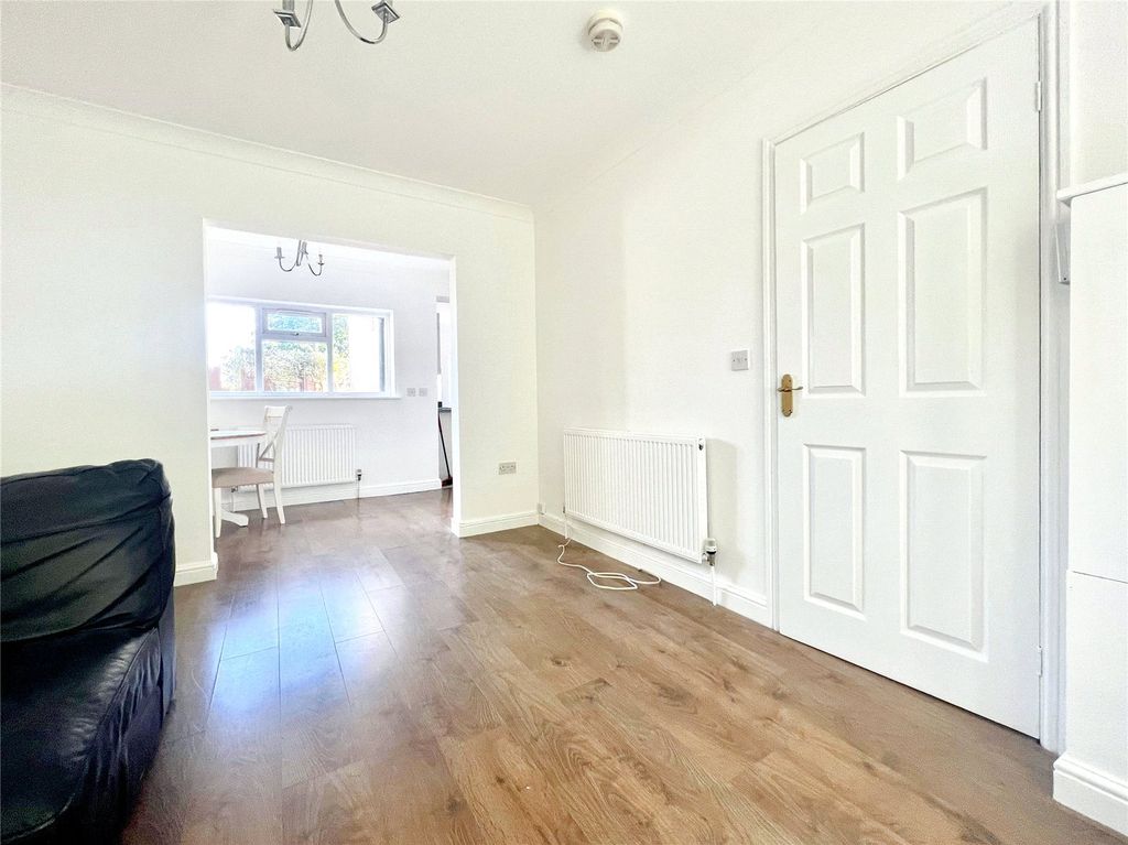 Property photo 1 of 8 Picture No. 07