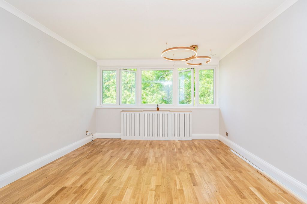 Property photo 1 of 19 Log08807
