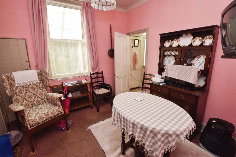 Property photo 3 of 9 Photo 3