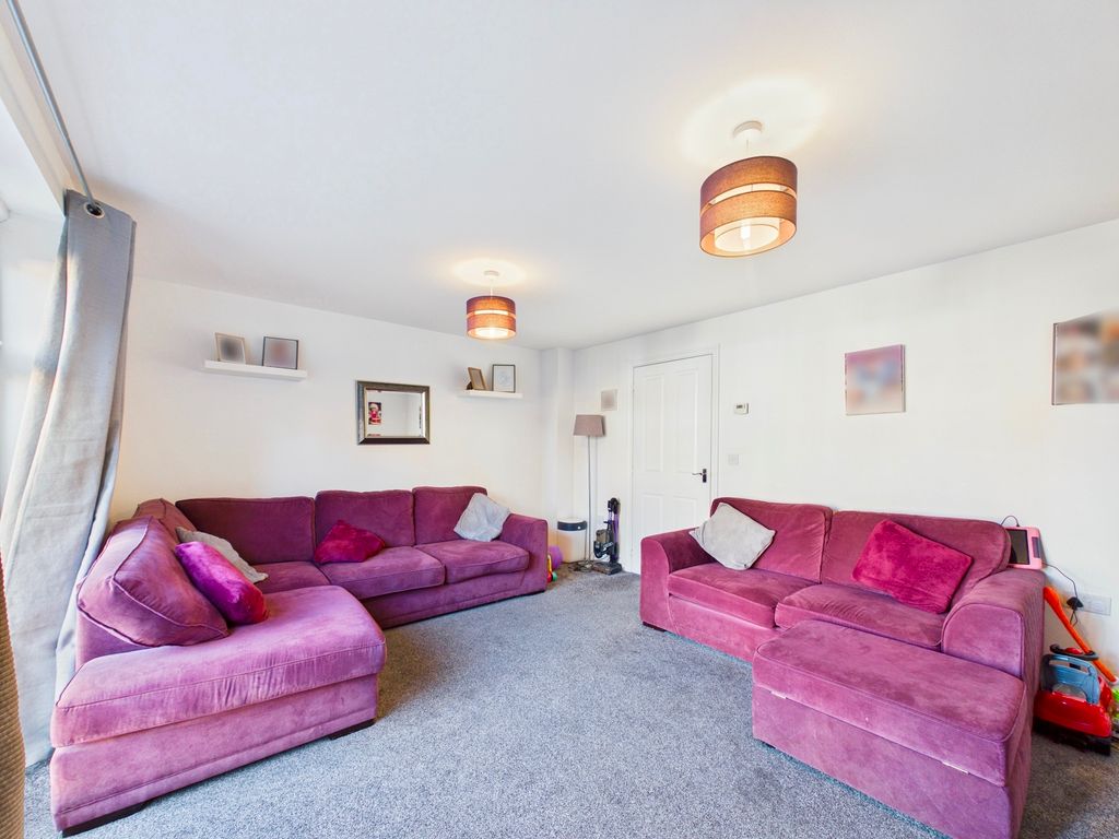 Property photo 3 of 22