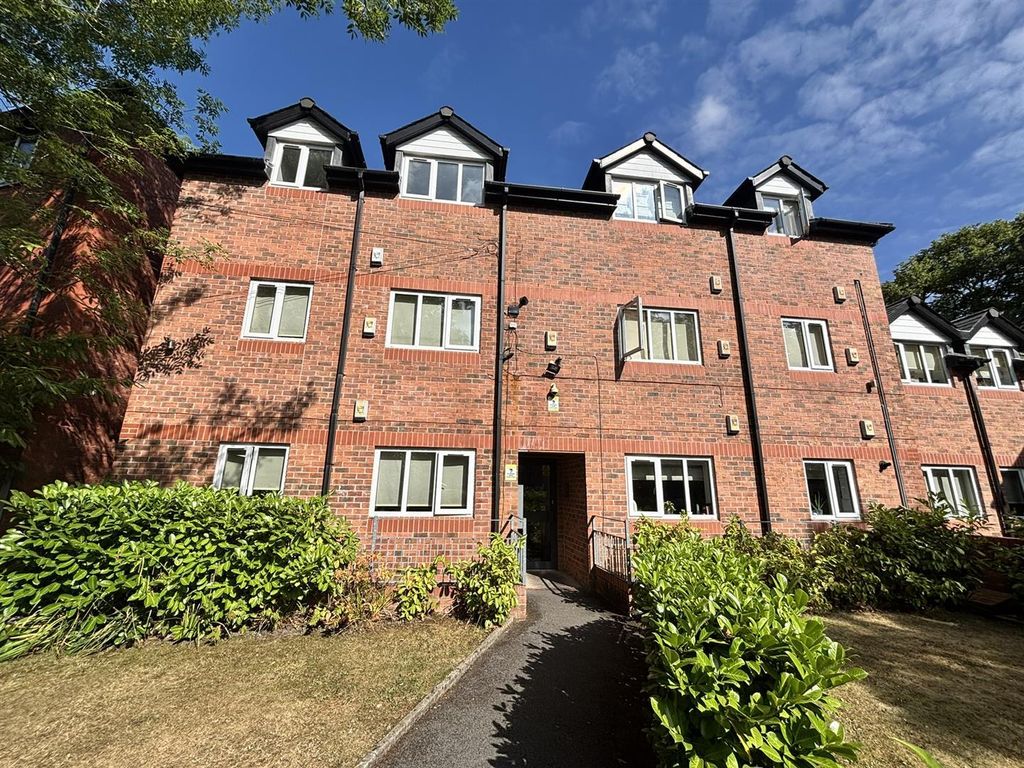 Property photo 1 of 11 External