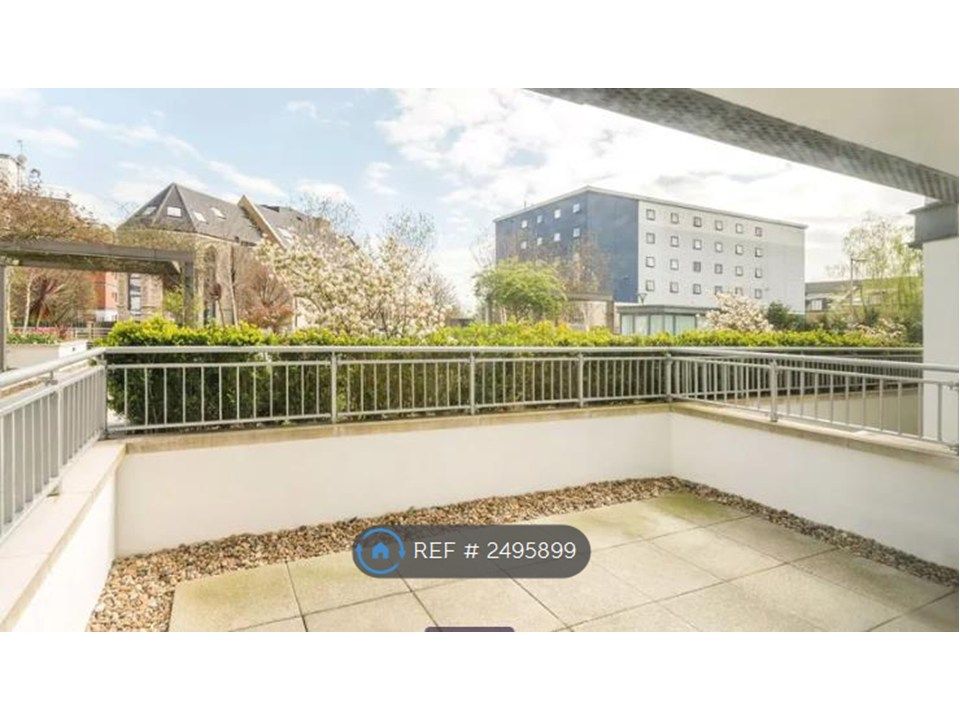 Property photo 3 of 10