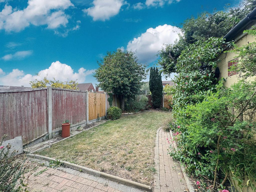 Property photo 3 of 36