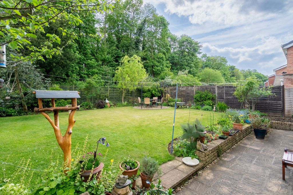 Property photo 3 of 16