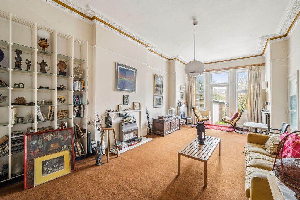 Property photo 3 of 15 Image