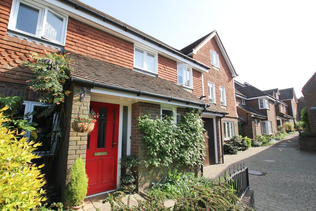 Property photo 1 of 21