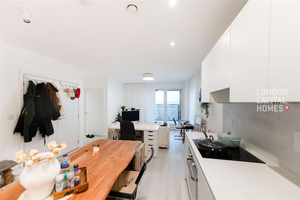Property photo 1 of 23 2706-14.Jpg