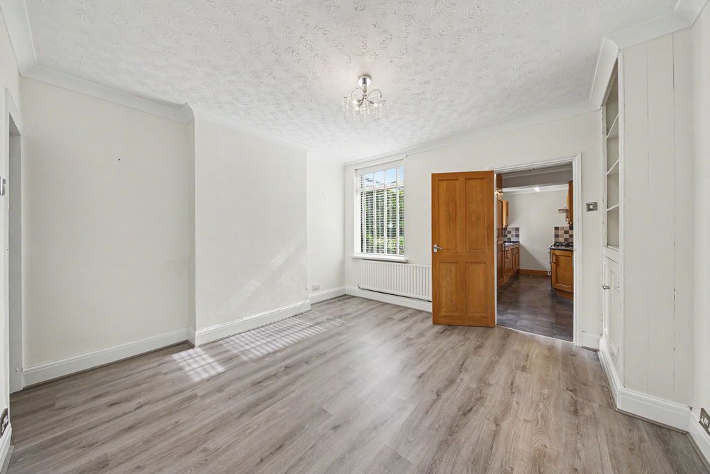 Property photo 3 of 24 Dining Room