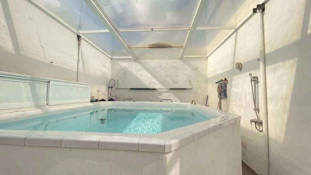 Property photo 3 of 10 <Caption/>