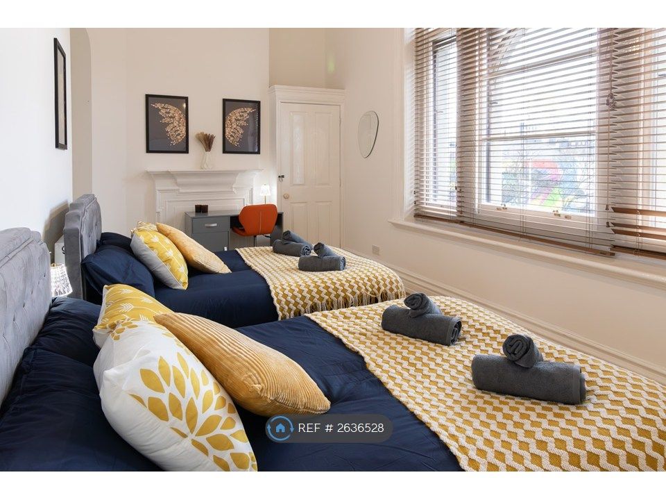 Property photo 3 of 9