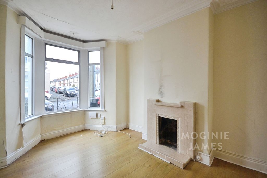 Property photo 2 of 9 Pbox-Img.Jpg
