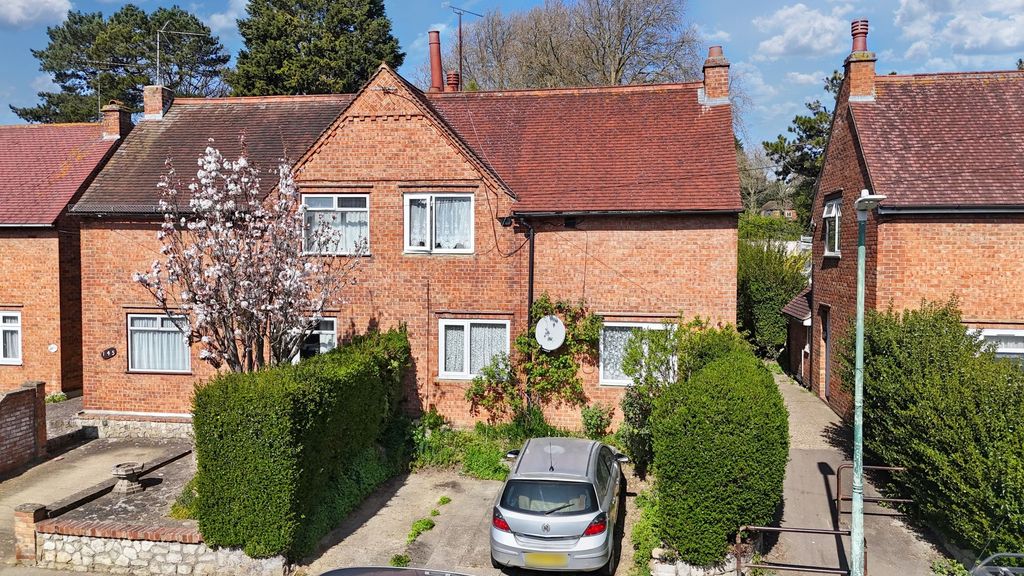 Property photo 1 of 11