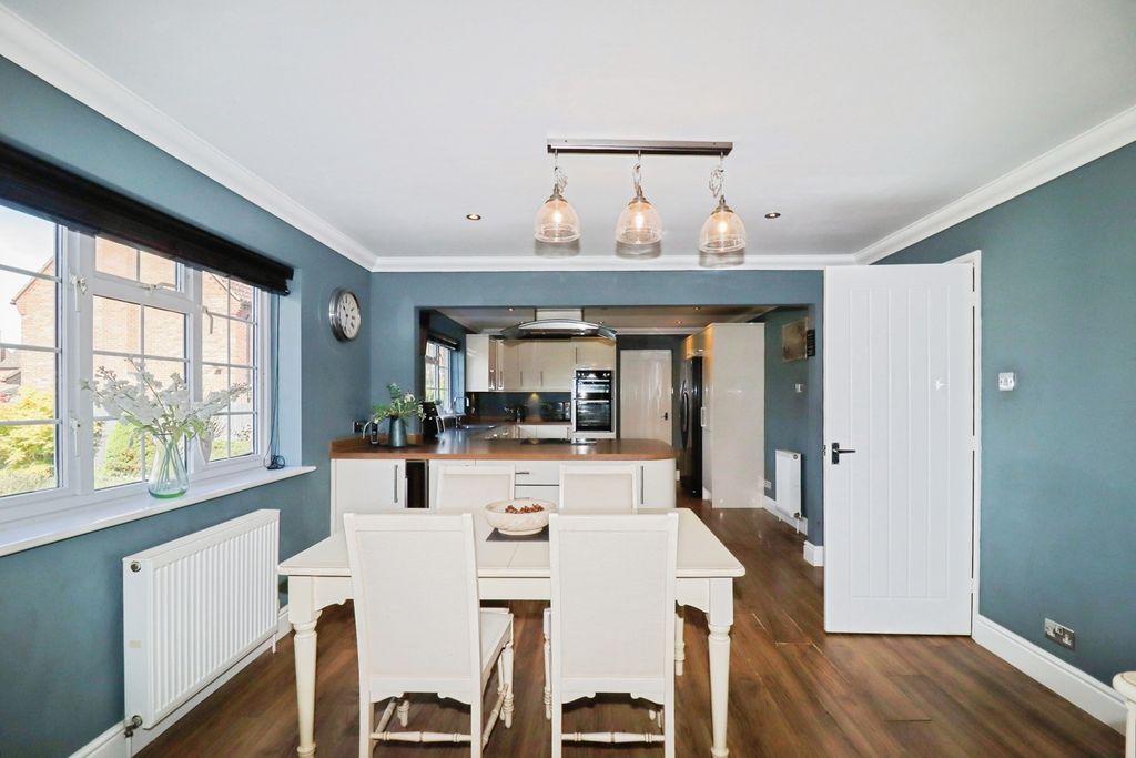 Additional image 7 of 5 bed detached house for saleNorwich Road, Dereham, Norfolk NR20