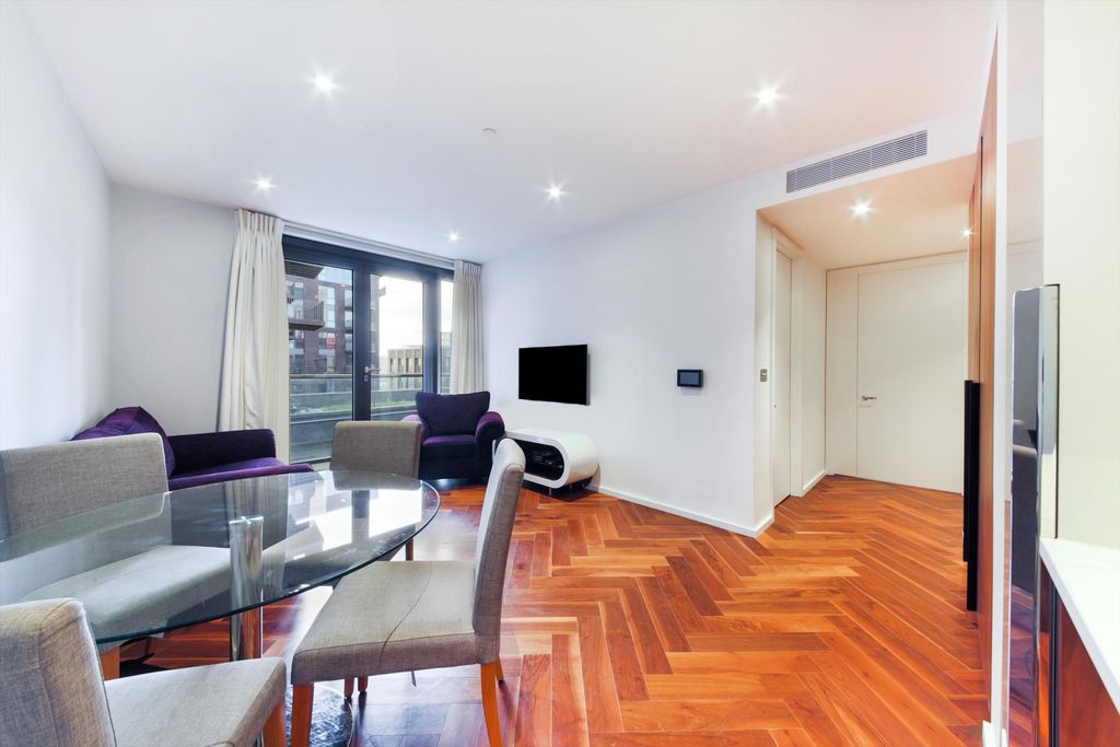 Property photo 1 of 21