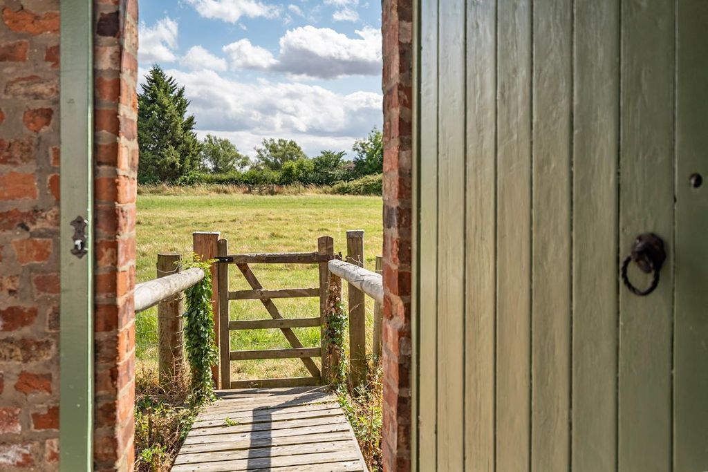 Property photo 2 of 34 4-_Dsc1229-Hdr.Jpg