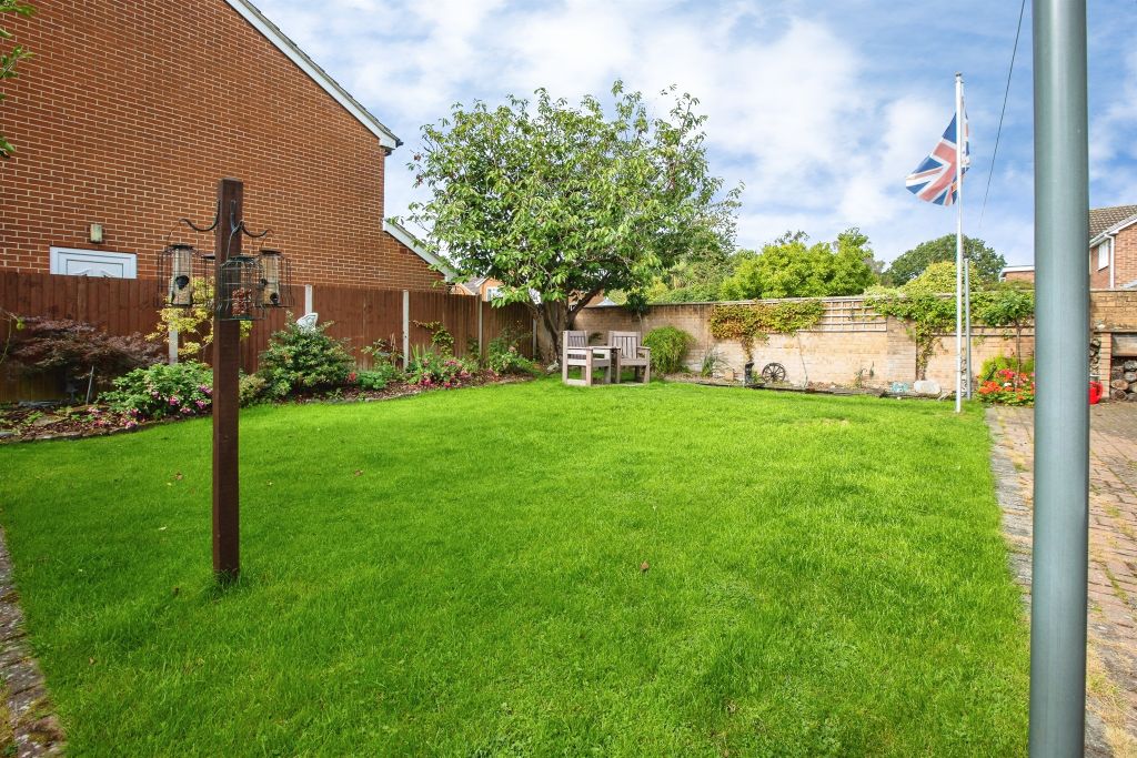 Property photo 3 of 21