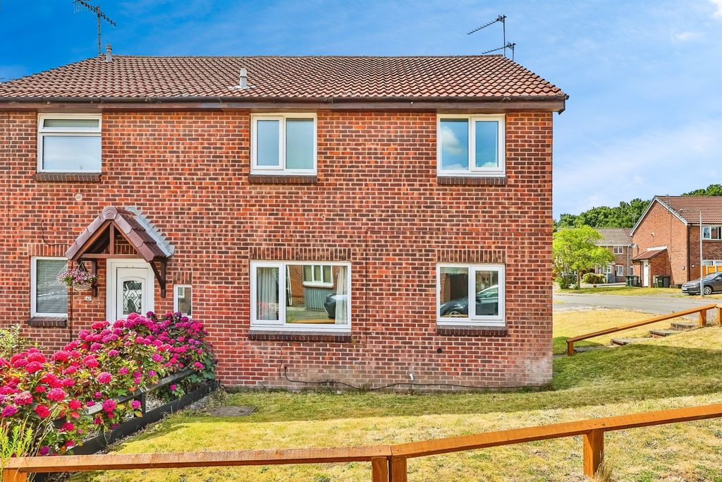 Property photo 1 of 16