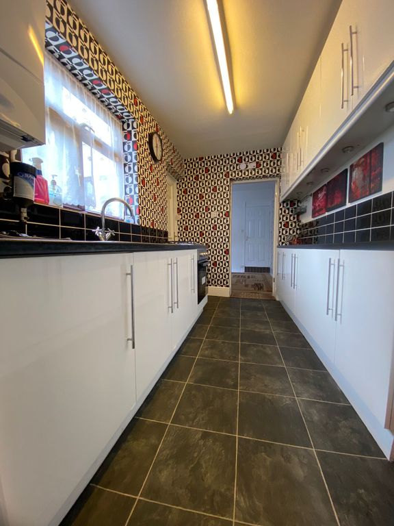 Property photo 2 of 18 Image