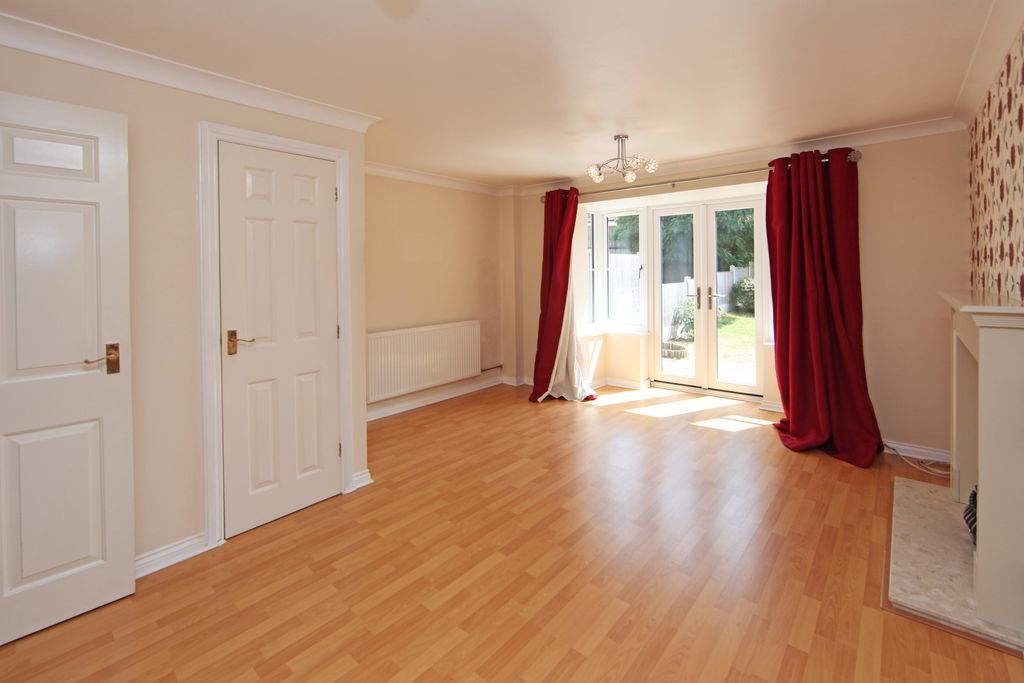 Property photo 3 of 23 Photo 6