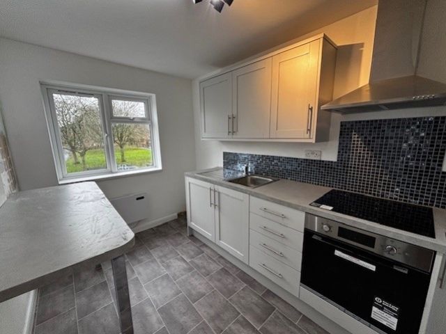 Property photo 2 of 7 4