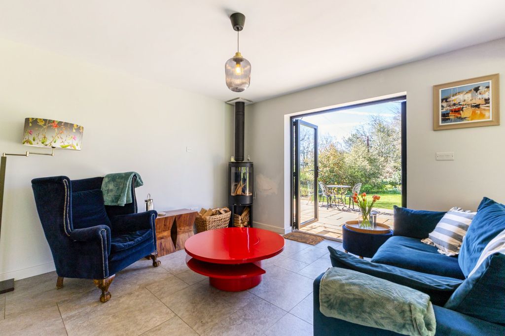 Additional image 4 of 4 bed detached house for saleSauncey Wood, Harpenden, Hertfordshire AL5