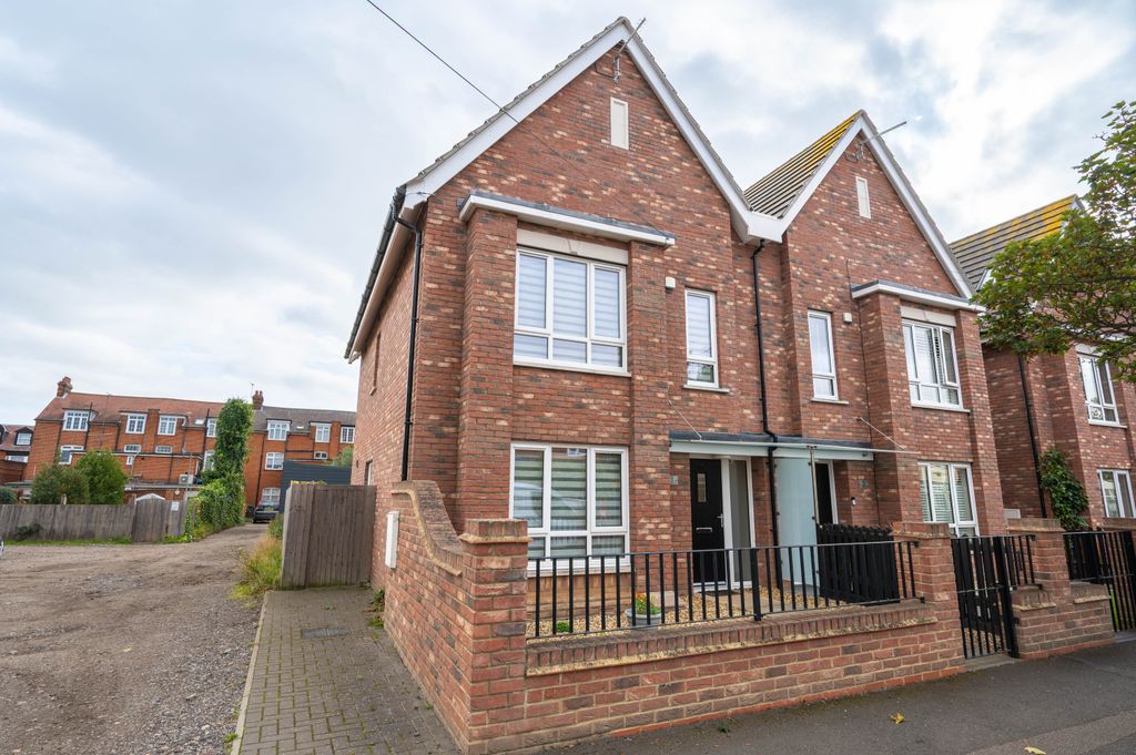 Property photo 1 of 22 Dsc_2167-Hdr