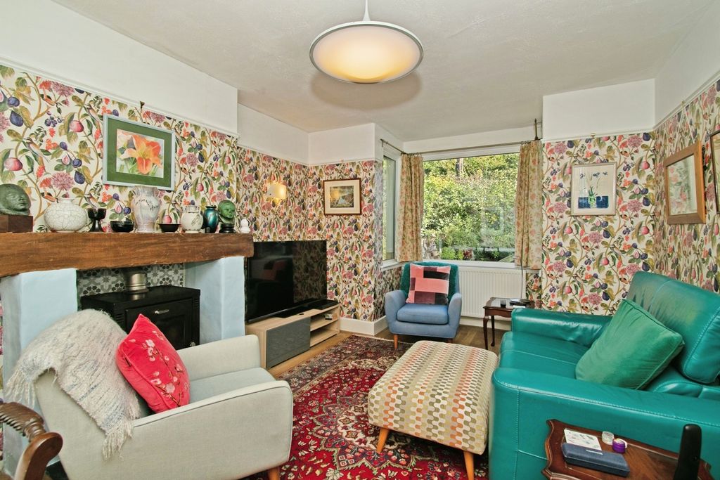 Property photo 2 of 20 Pbox-Img.Jpg