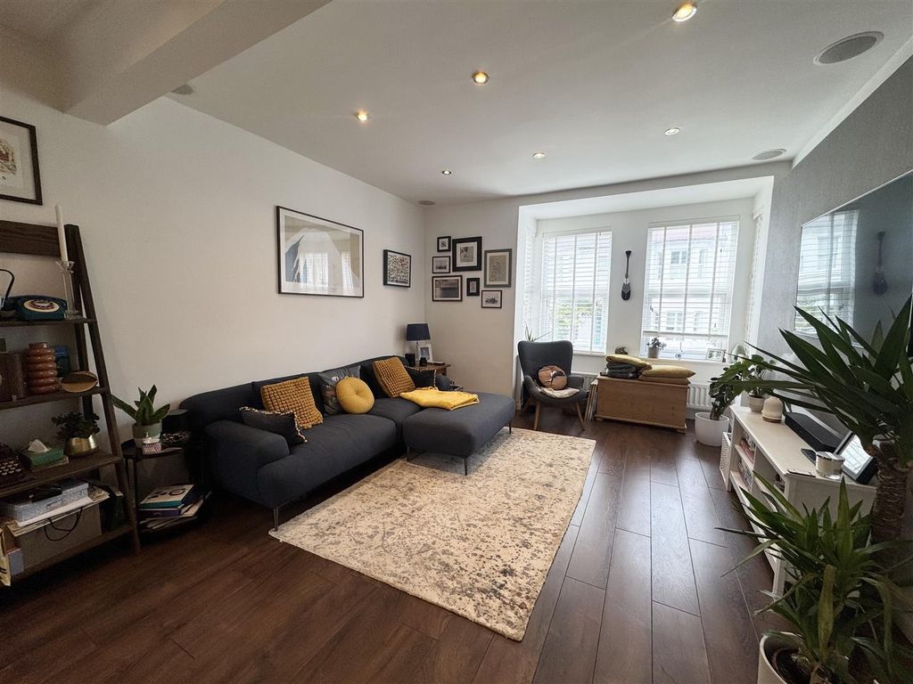 Property photo 3 of 9 Img_5846.Jpg