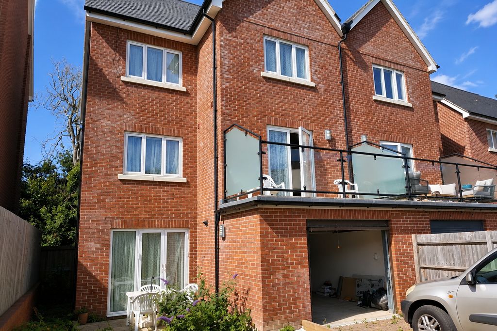 Property photo 1 of 19 Picture No. 55