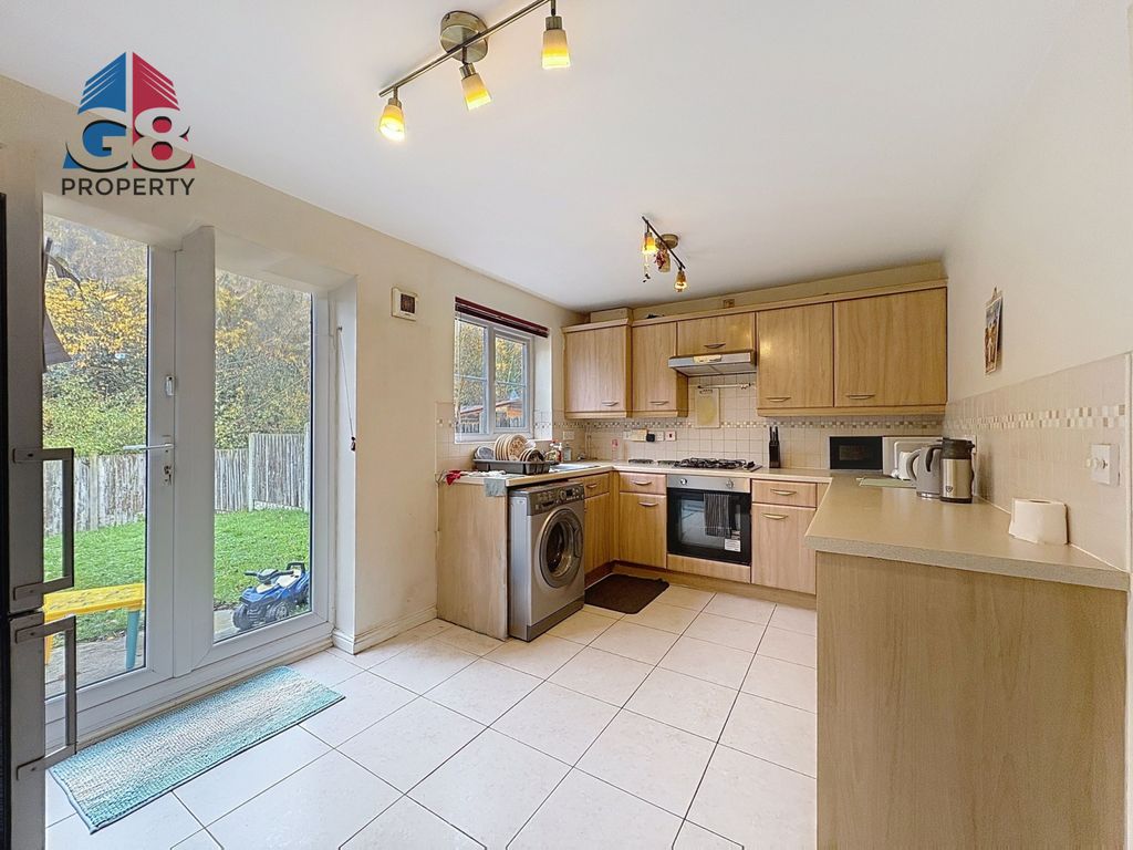 Property photo 2 of 11 Gallery