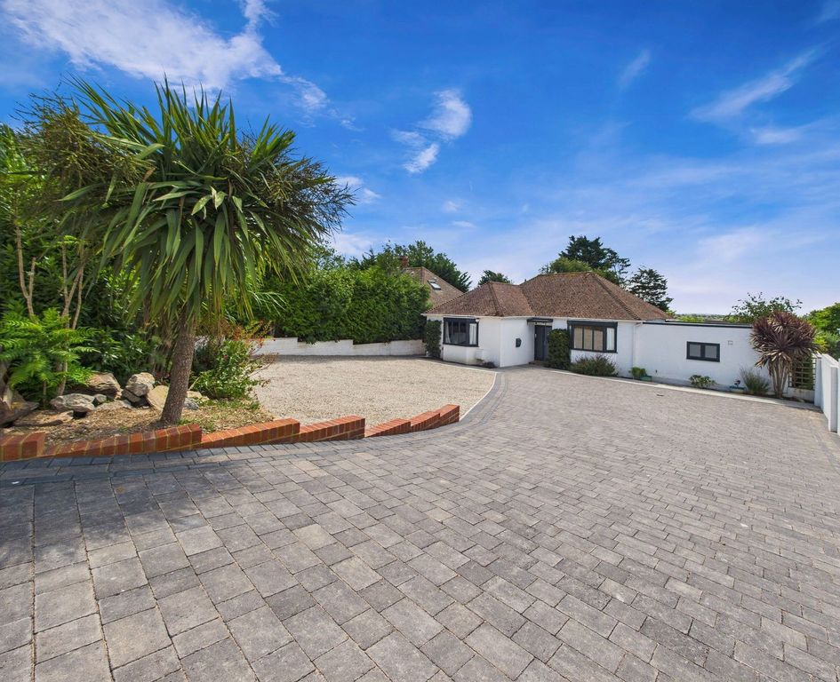Property photo 1 of 36
