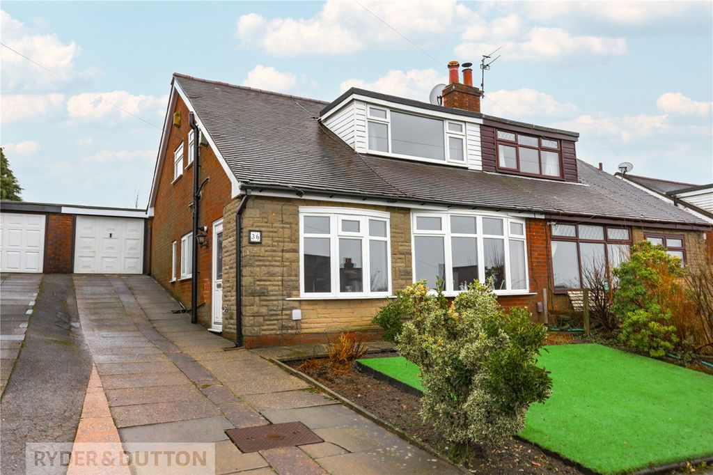 Property photo 1 of 21 Front