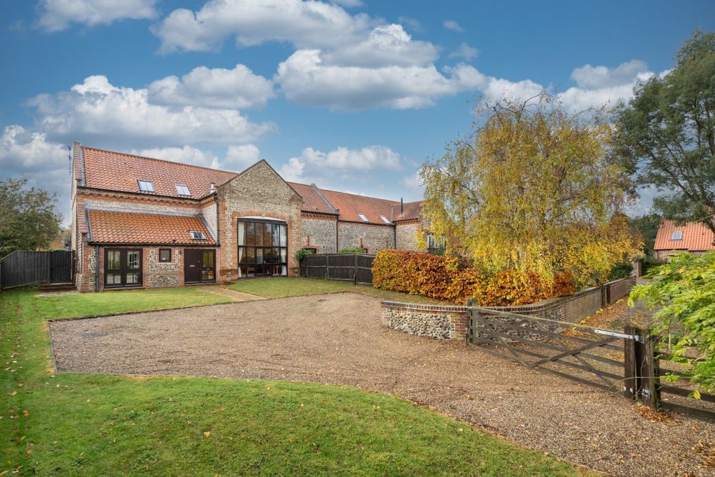 Property photo 1 of 26