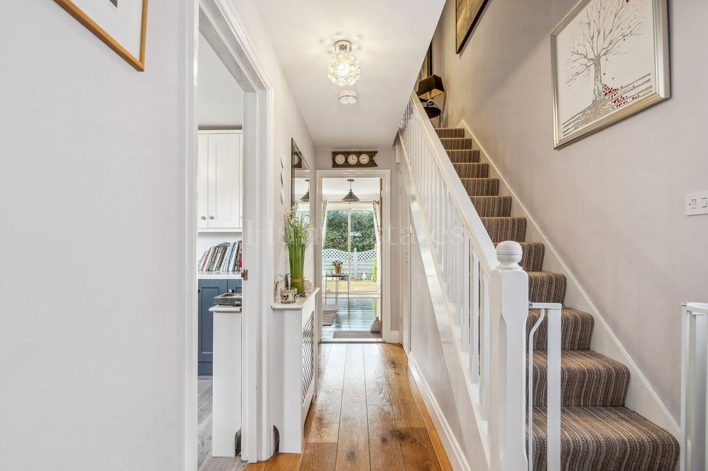 Property photo 2 of 18 Not Specified